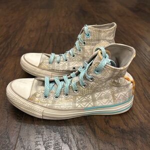 Chuck Taylor All Star "Mi Gente, Mi Alegría" High-top Sneakers Unisex W6.5 M4.5